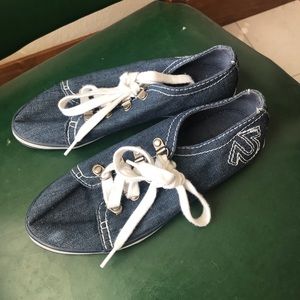DENIM TRUE RELIGION TENNIS SHOES SIZE 6 1/2 NWOT